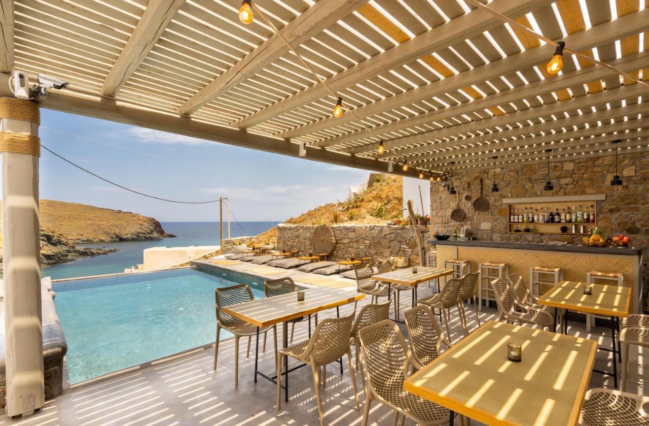 Sea Rock & Sky Private Residence Merchia Beach Екстер'єр фото