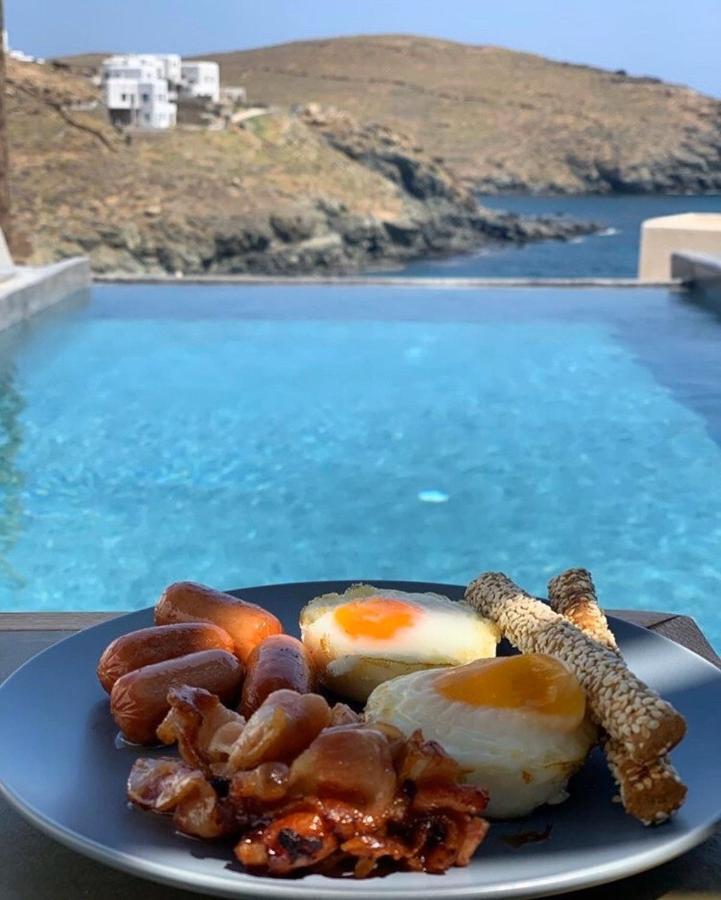 Sea Rock & Sky Private Residence Merchia Beach Екстер'єр фото