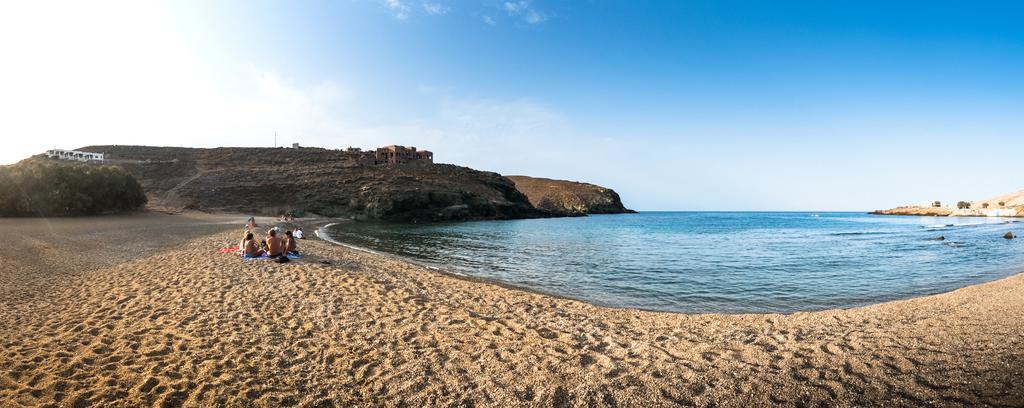 Sea Rock & Sky Private Residence Merchia Beach Екстер'єр фото