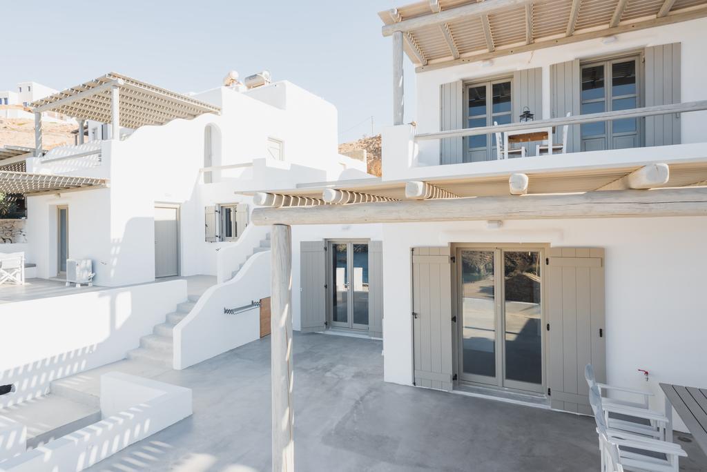 Sea Rock & Sky Private Residence Merchia Beach Екстер'єр фото