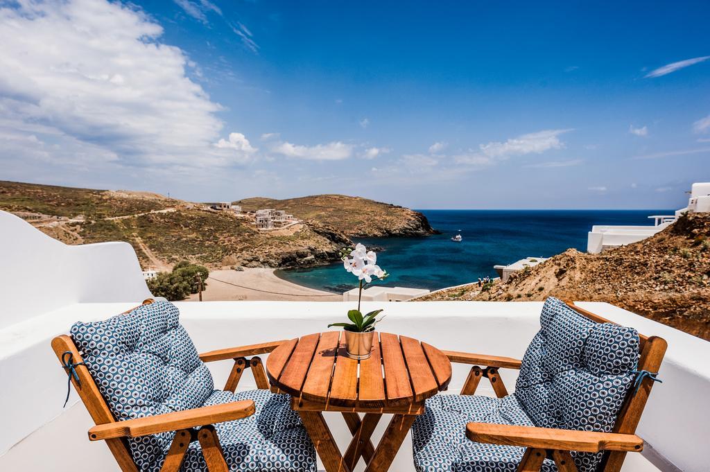 Sea Rock & Sky Private Residence Merchia Beach Екстер'єр фото