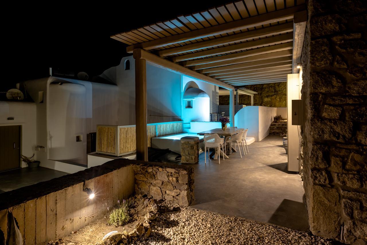 Sea Rock & Sky Private Residence Merchia Beach Екстер'єр фото