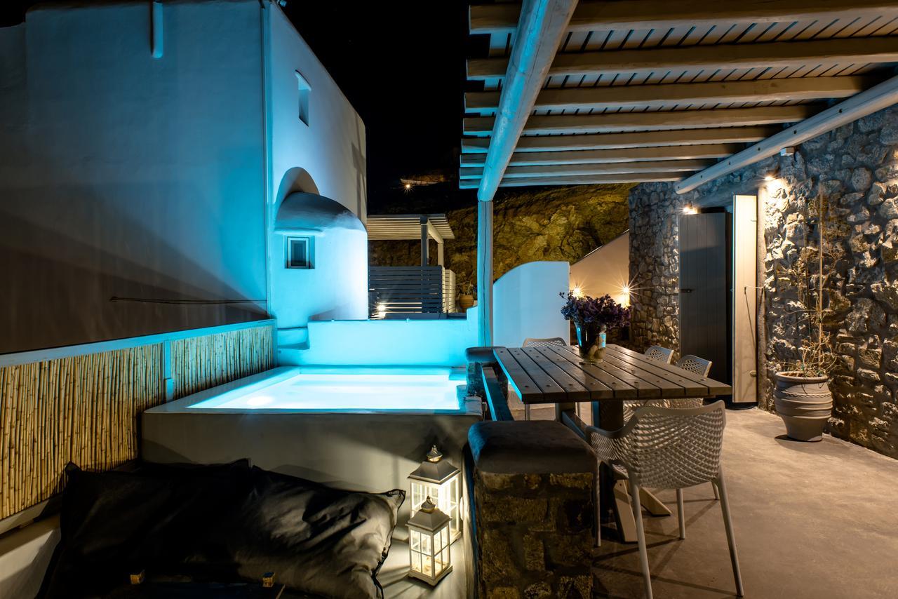 Sea Rock & Sky Private Residence Merchia Beach Екстер'єр фото